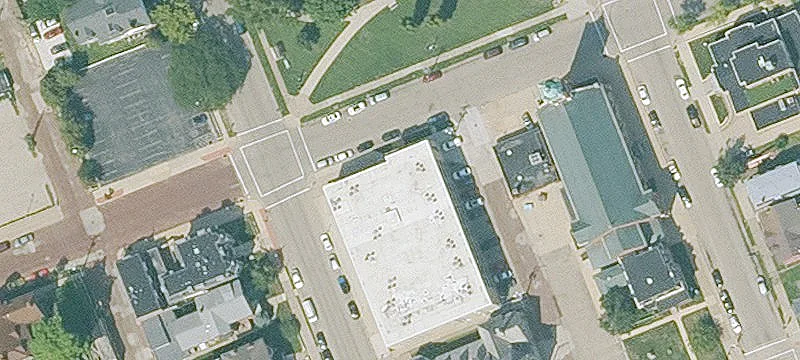 Mixed-Use Building with 36,000 SF