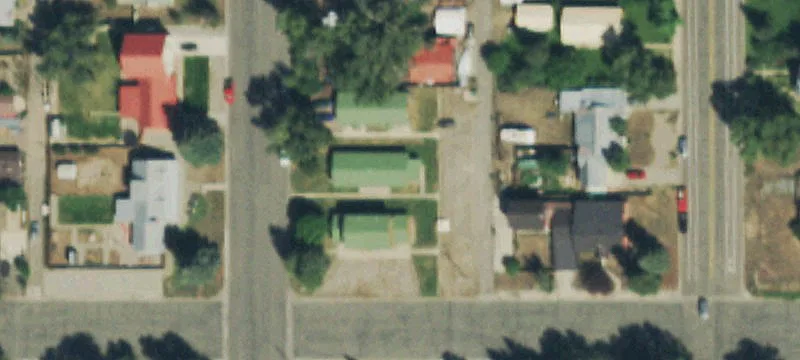Duplex with Separate Utilities