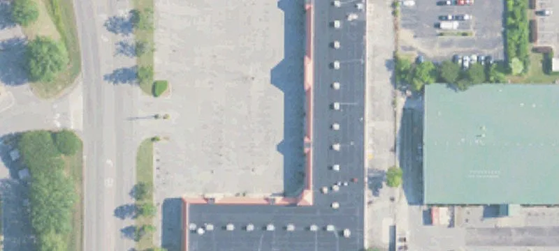 Retail Center with Strong Signage