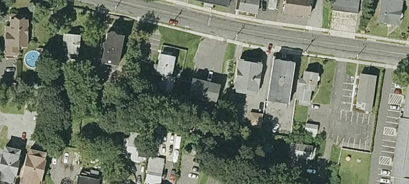 Three-Level Duplex with Garages