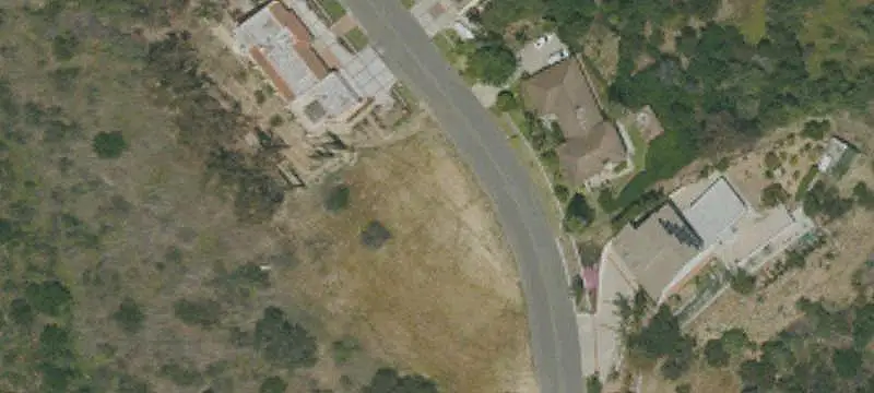 Vacant Land in Guard-Gated Community