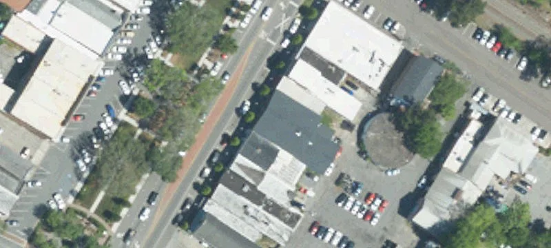 Downtown Restaurant and Bar Building