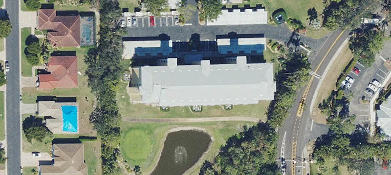 First-Floor Golf and Lake Condo