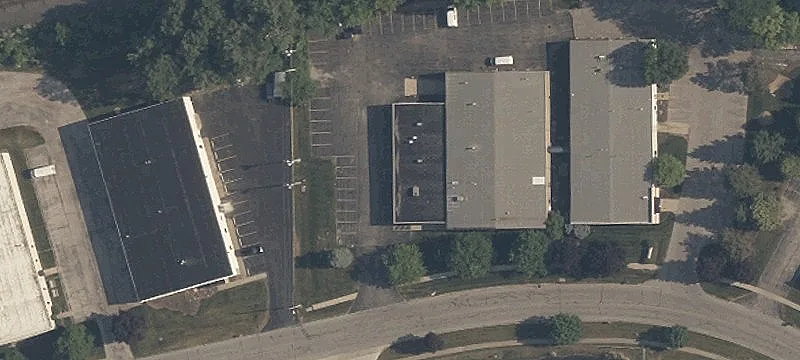 Two-Tenant Specialty Building