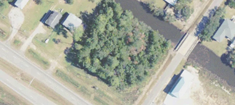 Highway-Front Waterfront Development Land
