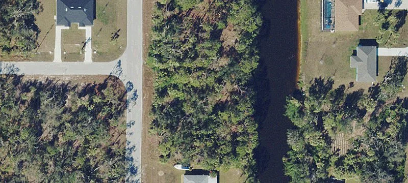 Multi-Family Waterfront Duplex Lot