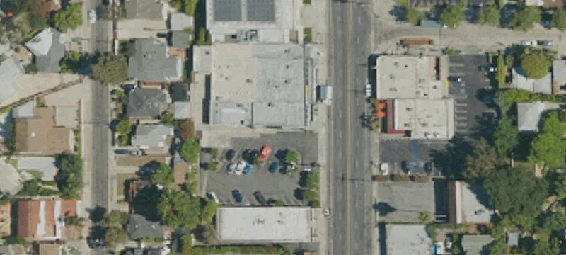 Multi-Tenant Retail Center