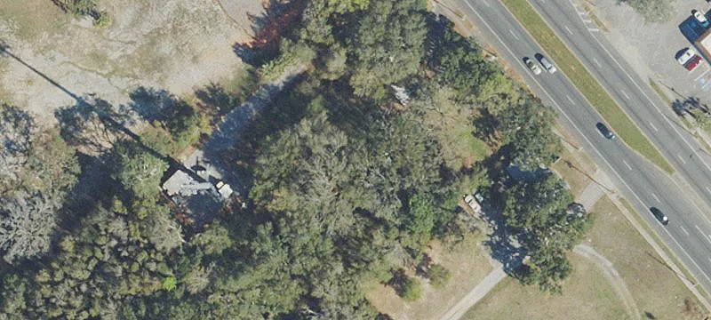 Commercial Land with Veterinary Building