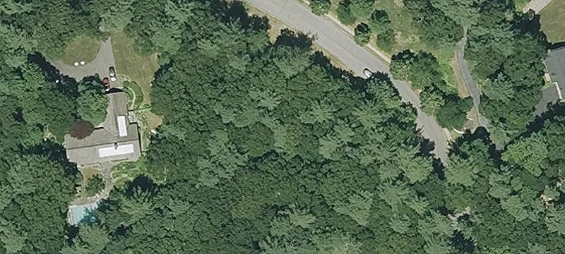 Sidewalk-Served Residential Land