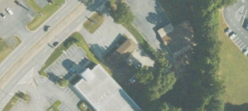 Brick Office Building with Seven Suites
