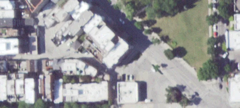 Mixed-Use Building with Ground Bar