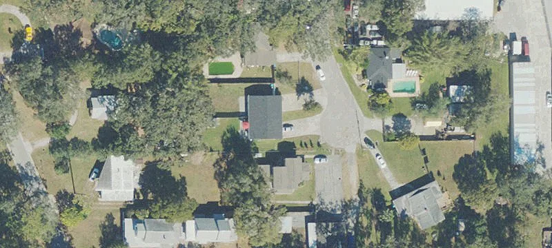 Updated Half Duplex with Fenced Yard