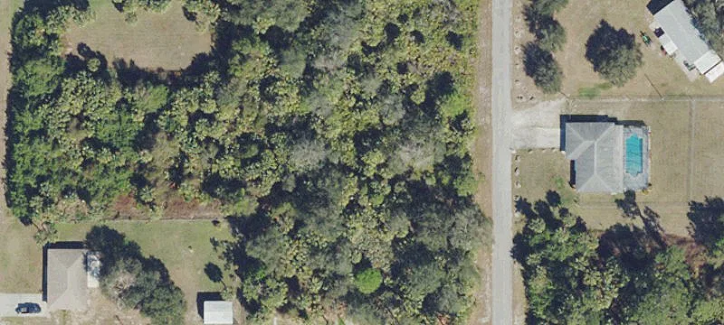 Residential Home Lot On Dead-End Street