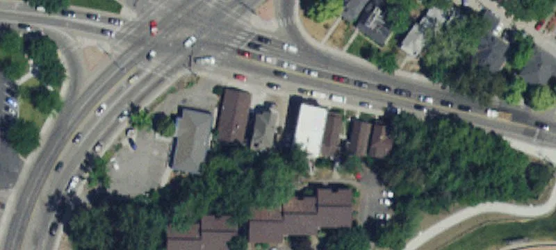 5-Unit Multifamily Building