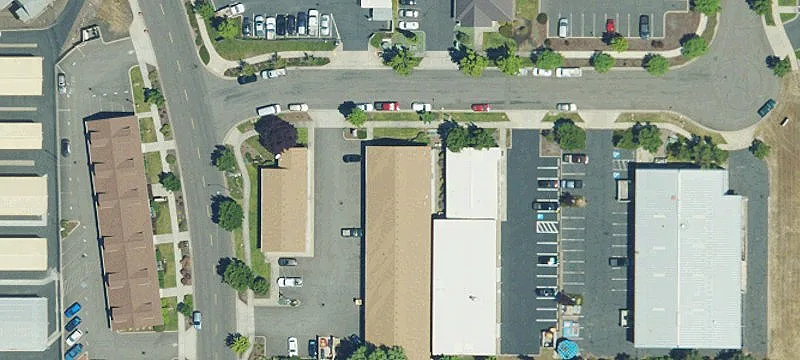 Flex Space with 14-Foot Roll-Up Door