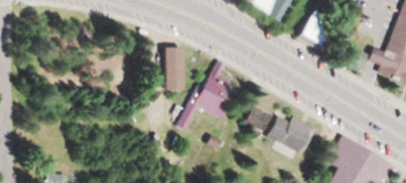 Mixed-Use Inn and Restaurant