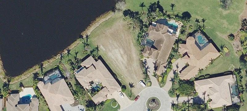 Lake-View Cul-de-Sac Homesite