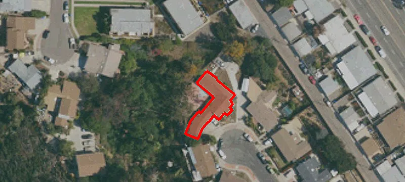 Updated Duplex with Private Backyard