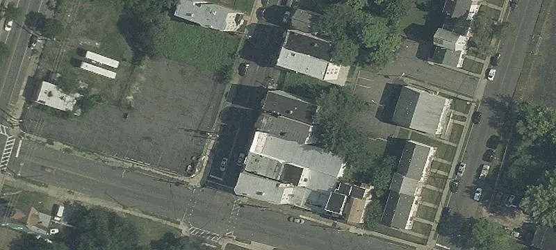 Multi Family / 3-Three Story