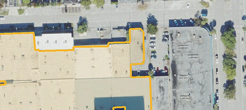 Retail, Land