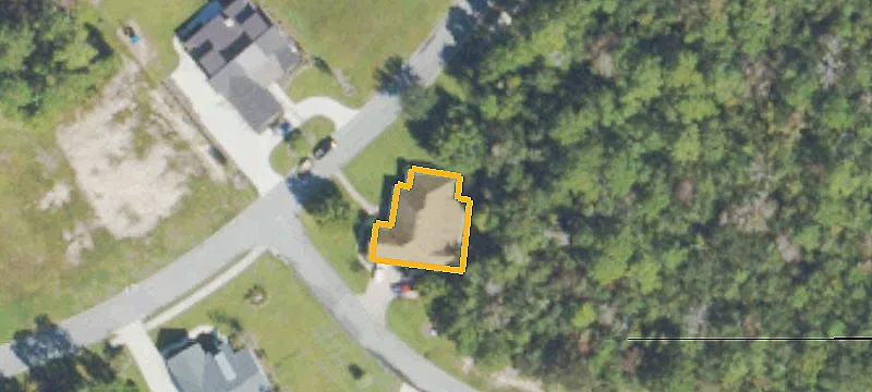 Cul-de-Sac Homebuilding Lot