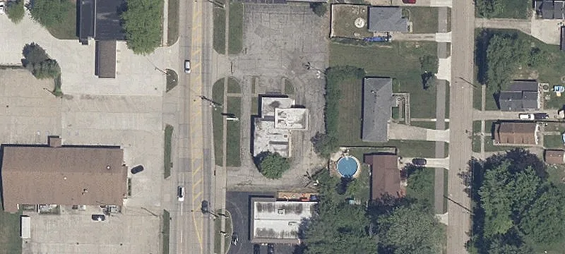 Free-Standing Restaurant Building