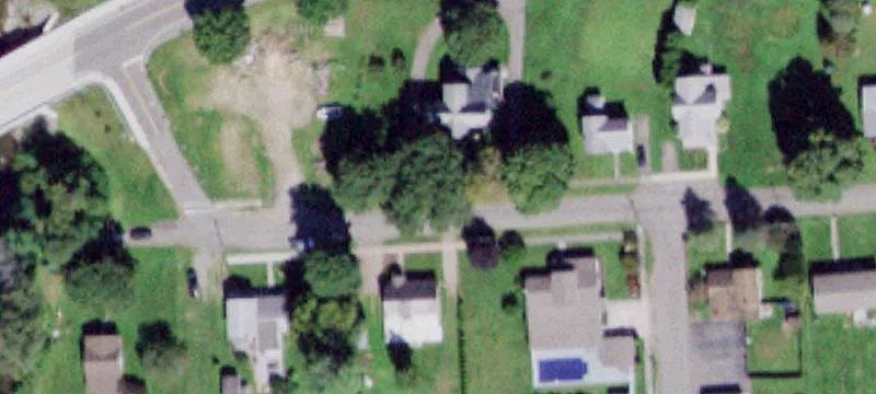 Retail and Maintenance Shop Property