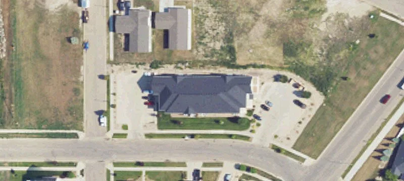 14-Unit Apartment Building