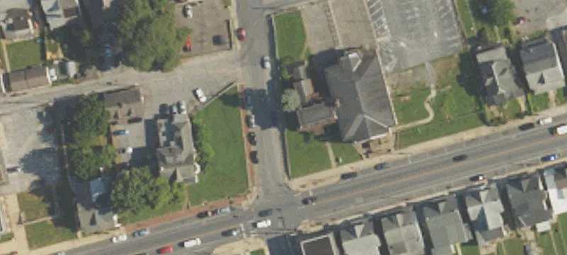 Eight-Unit Apartment Building