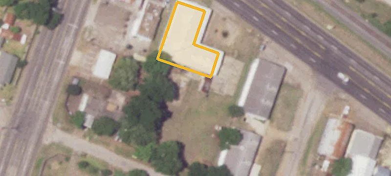 Office-Warehouse Buildings with Yard