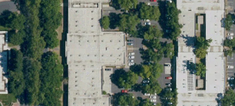 Office Building with 9,090 SF