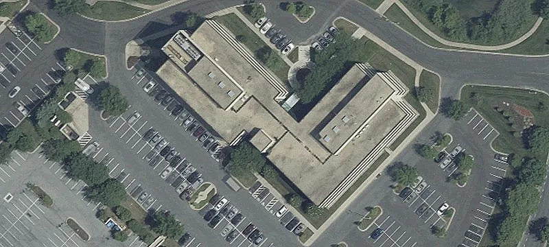 Class A Office Building with 9–10 Ceilings