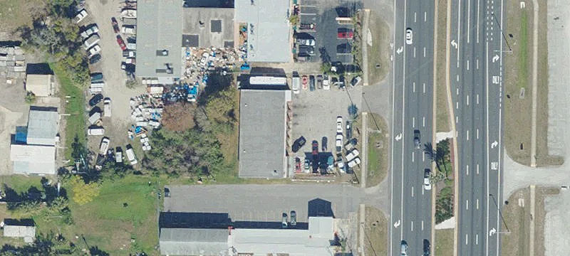 Freestanding 7-Bay Automotive Repair Facility