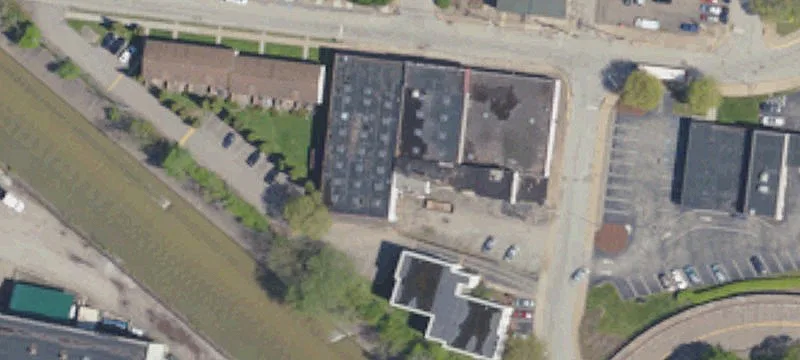 Warehouse with Oversized Back Access