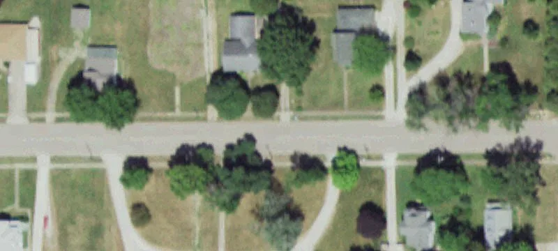 Former Gas Station Garage Building