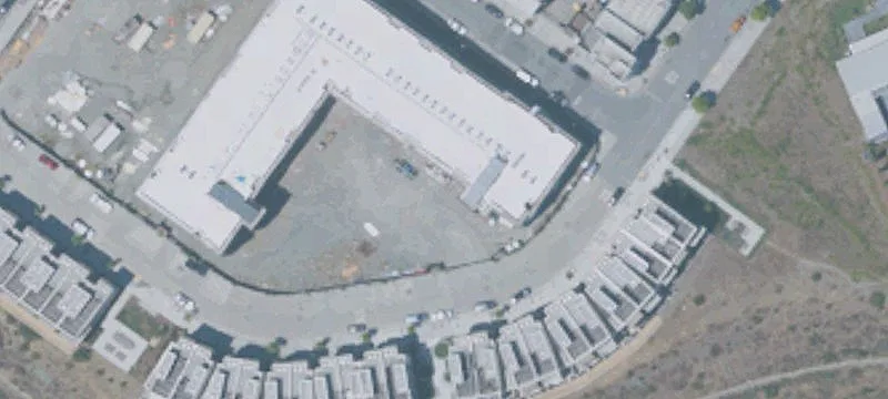 End-Unit Industrial Flex Warehouse