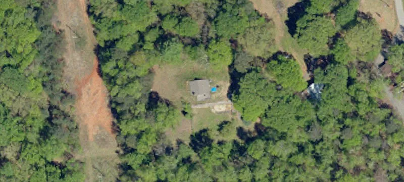 Agricultural Tract with Airstrip Residence