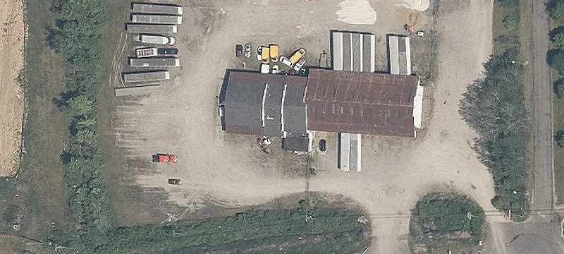Flex Building with Drive-In Door
