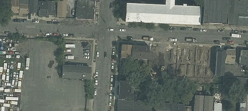 Corner Mixed-Use Tavern and Apartment