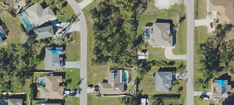 Residential Waterfront Access Lot