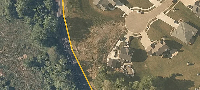 Cul-de-Sac Residential Building Lot