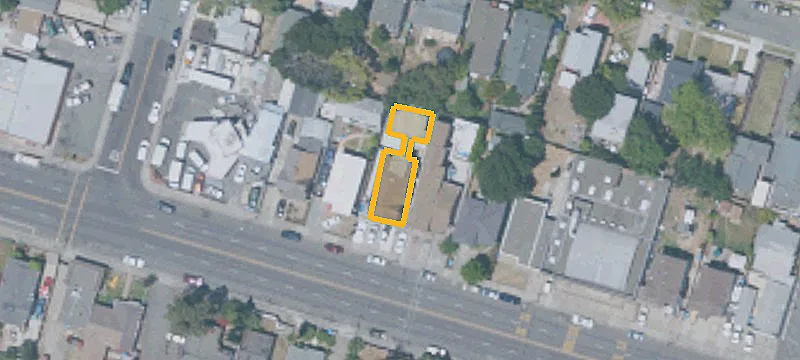 Remodeled 16-Unit Apartment Building