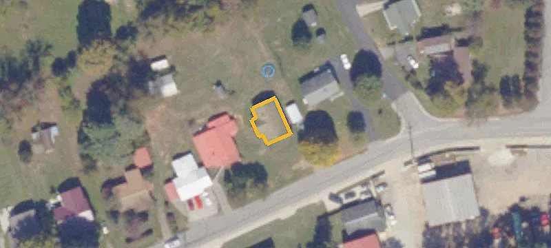 Manufactured Home on Residential Lot