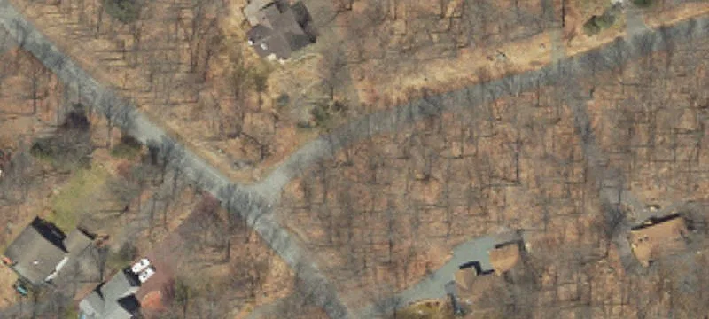 Wooded Lake Community Homesite
