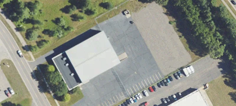 Industrial Building with Drive-Ins