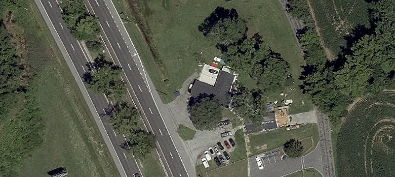 Office-Retail Building with Yard