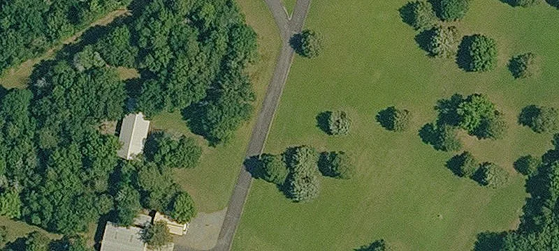Wooded Residential Airpark Lot