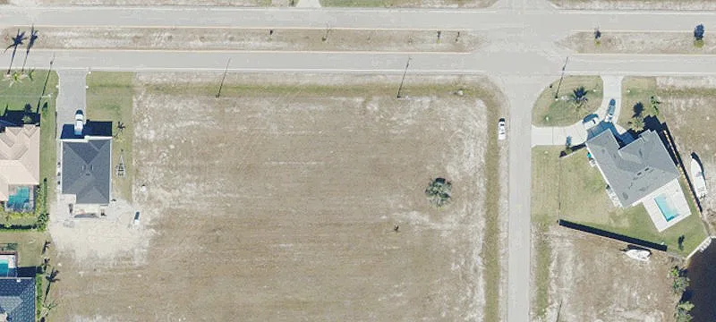 Gulf Access Waterfront Land