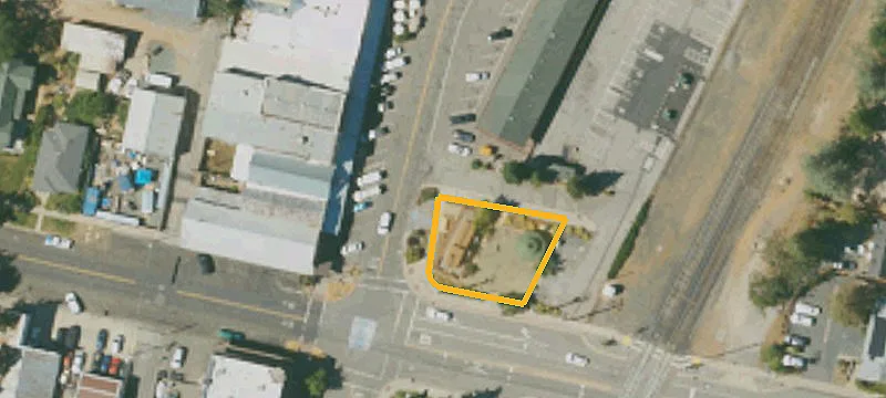 Improved Cul-de-Sac Home Lot