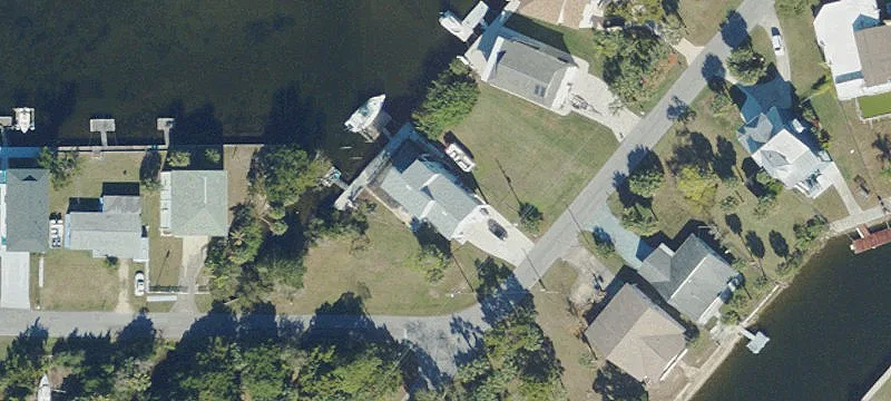 Waterfront Access Lot